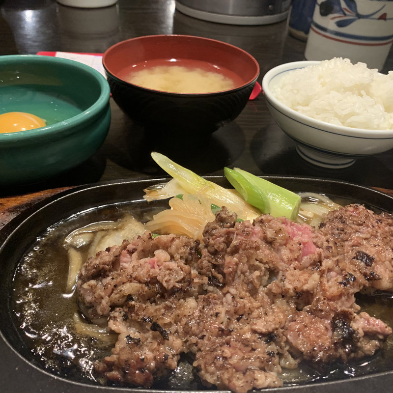 鉄板すき焼き(牛庵(ギュウアン) 銀座店)