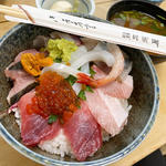 海鮮丼(三州屋)