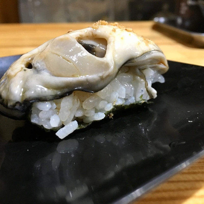 牡蠣の握り(マグロー )