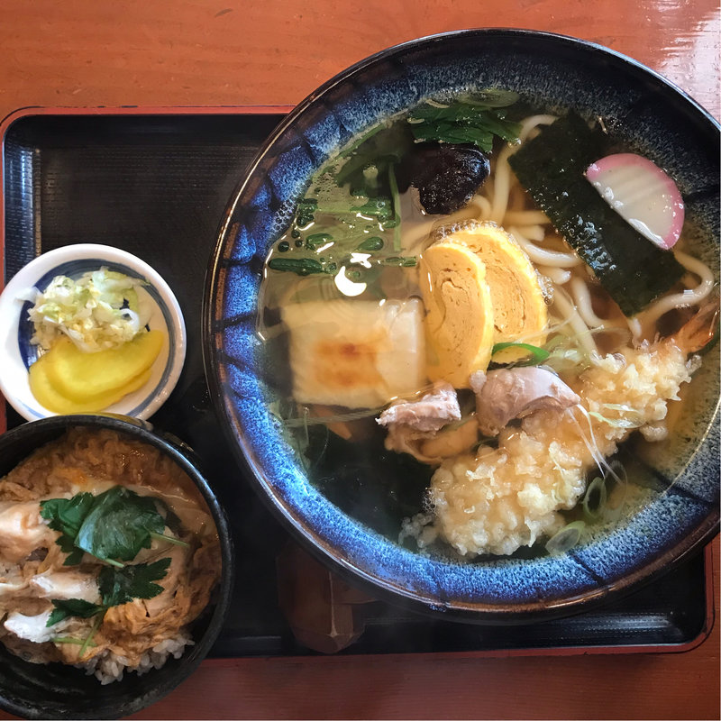 水車うどんとミニ親子丼(水車)