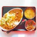 豚丼カレー(おばちゃん八百屋)