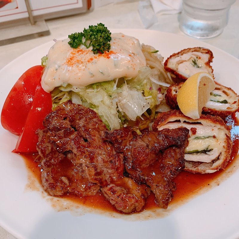 照焼きステーキとチキンカツ(サラダの店サンチョ 河原町本店 )