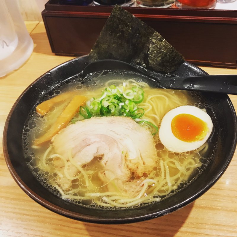 天然塩らーめん(えび豚骨拉麺春樹 中村橋店)