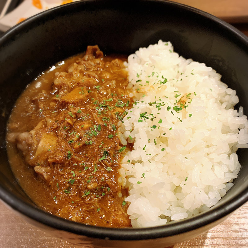 〆の賄カレー(ホルモンとく 中目黒)