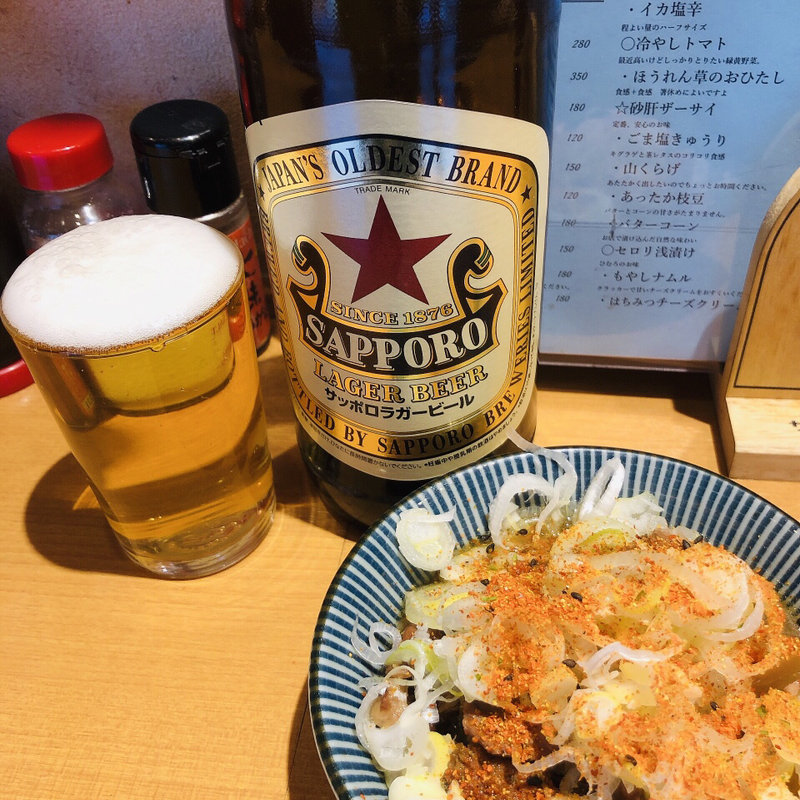 赤ラベル大瓶と牛煮込み(ふれあい酒場ほていちゃん 新小岩店)