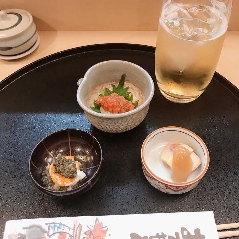 付き出し(すし岩 （すしいわ）)