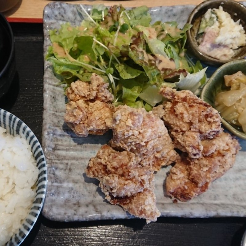 唐揚げ定食(旬彩 和央 )