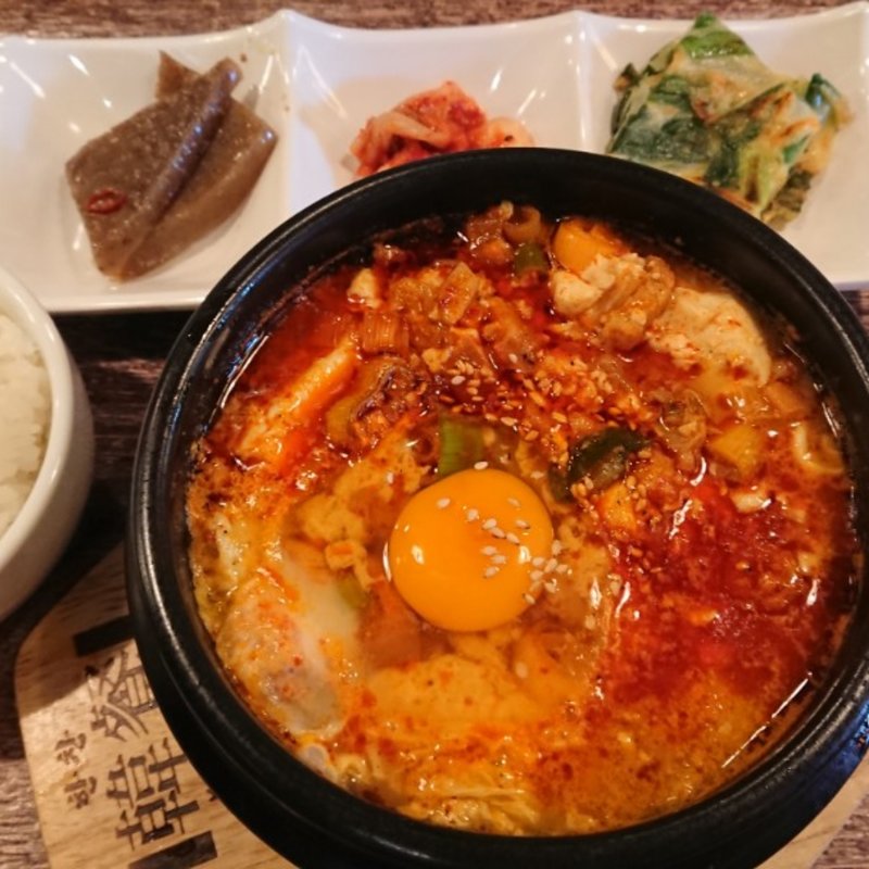 海鮮スンドゥブチゲ(とんがらし)