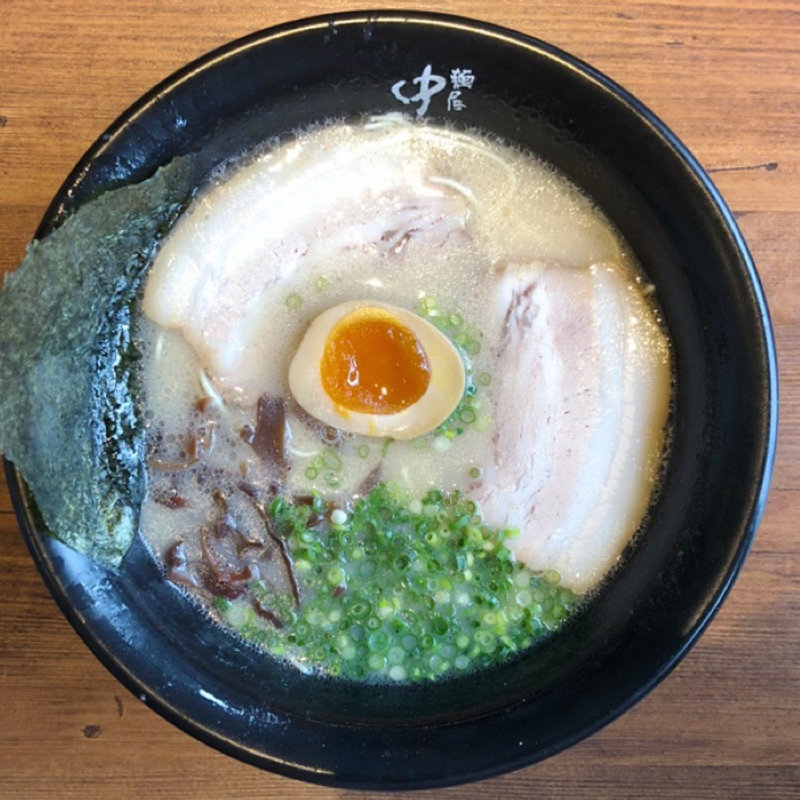 煮卵ラーメン(中るラーメン 久留米バイパス店)