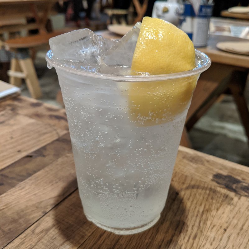 生搾りレモンチューハイ(pit master VAMOS 梅田)