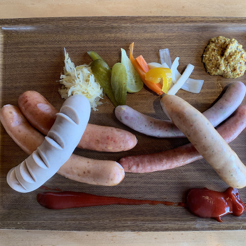 自家製ソーセージの盛り合わせ(6本)(ベルツ )