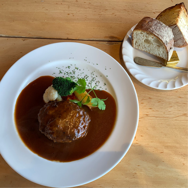 デミグラスハンバーグステーキ(ベルツ )