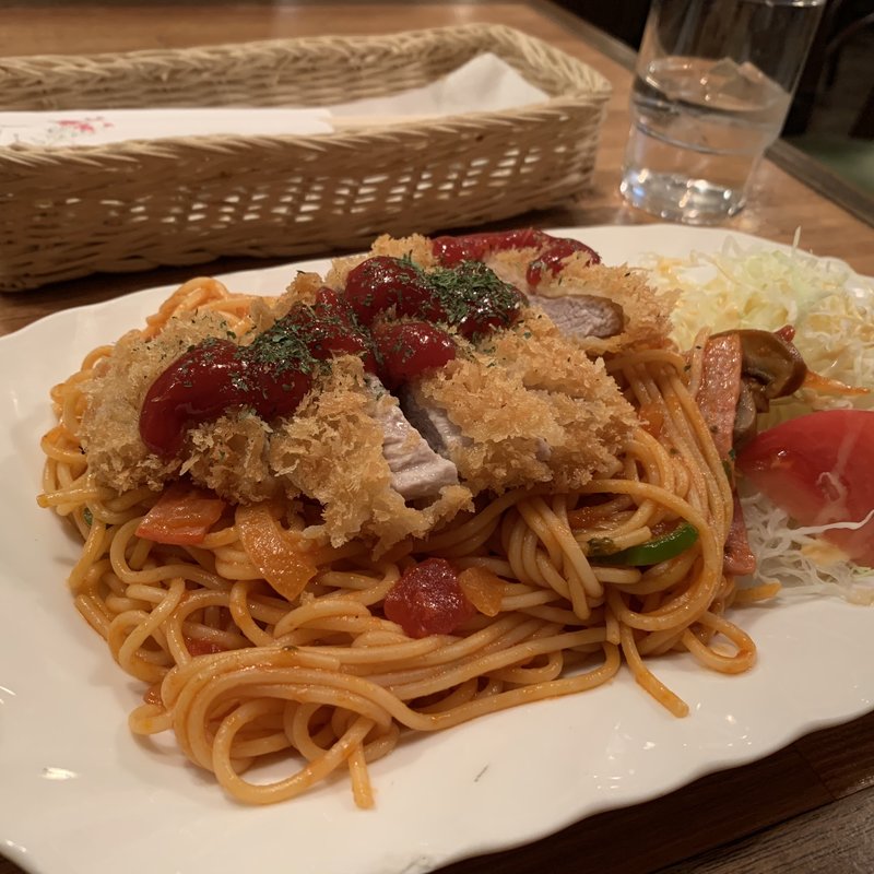 ヒレカツナポリタン(キャロット)