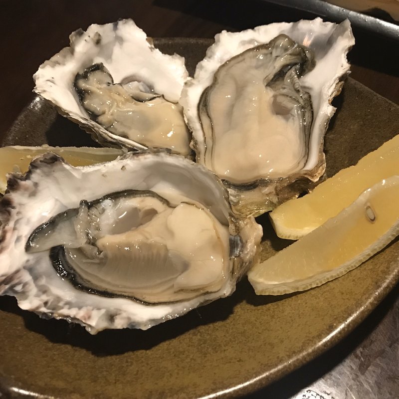 厚岸産弁天ガキ(伊酒や 春木屋 （イザカヤ ハルキヤ）)