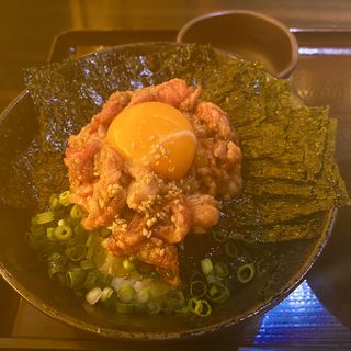 ローストビーフ丼(焼肉家 和 立川本店)