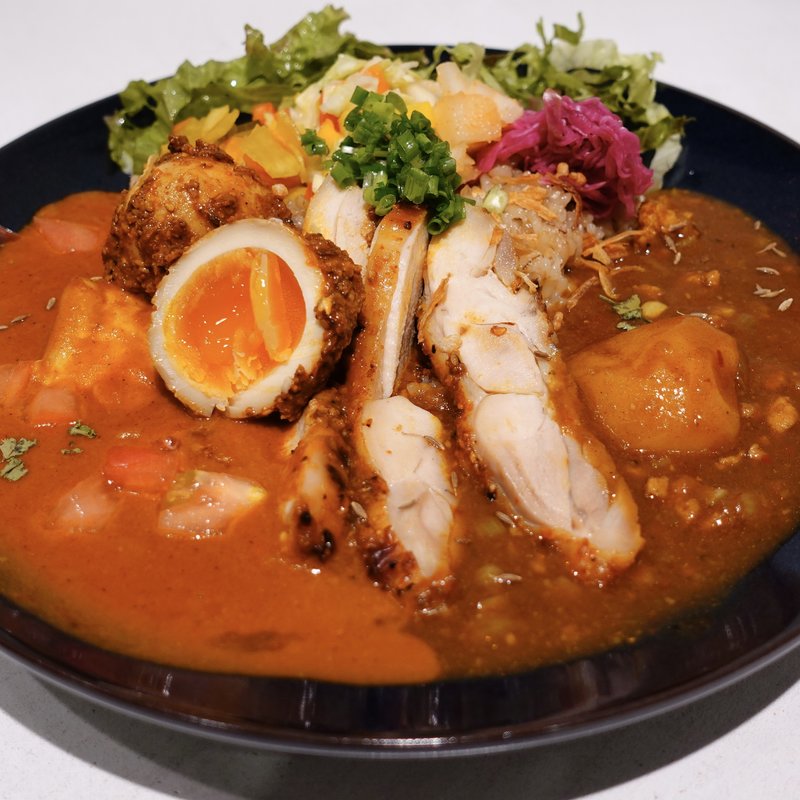 ポークとバターチキンのあいがけカレー(寝かせ玄米とカレー＆スパイス nuka)