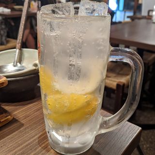 強レモン酎ハイ(炊き餃子川添)
