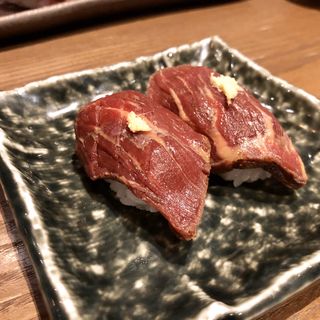 (肉寿司 神楽坂毘沙門店 （【旧店名】肉学肉寿司）)