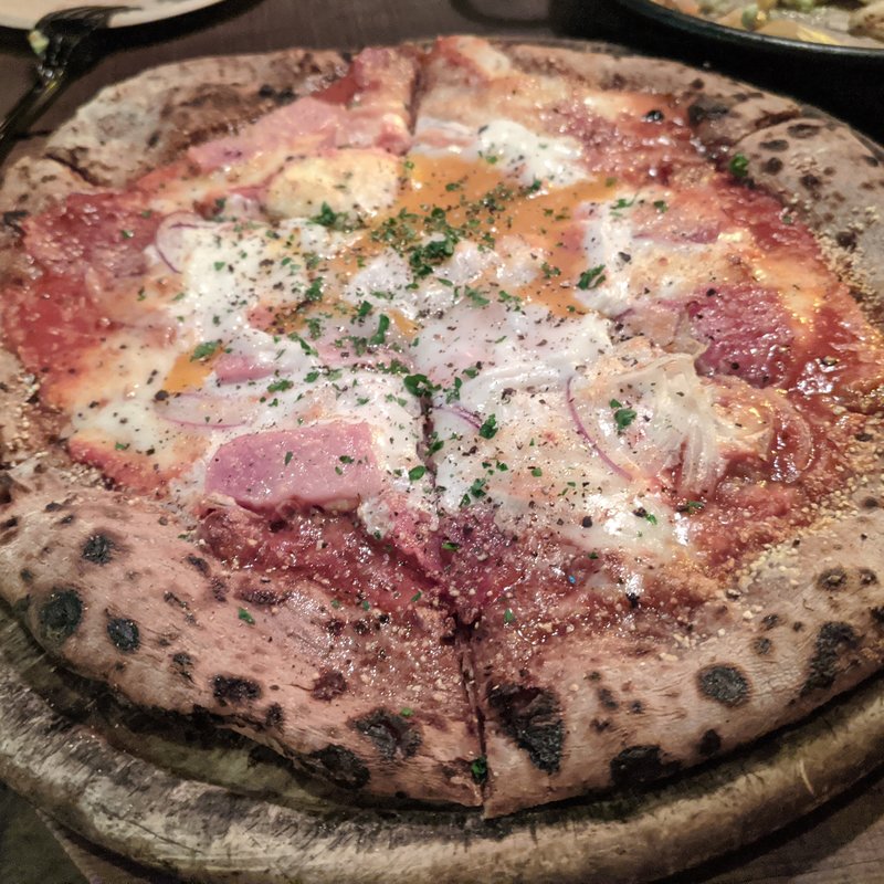 ピザ　ランニングエッグス(3RD WORD　Beer・Pizza・What? （【旧店名】Beer&Pizza GO_SUKE）)