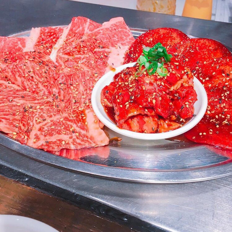 王道盛り(300g)(焼肉どんどん)