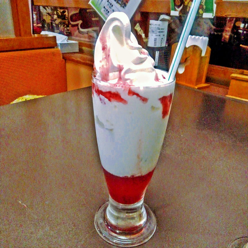 たのんでみるく　ストロベリー(とんかつ屋 金太郎)