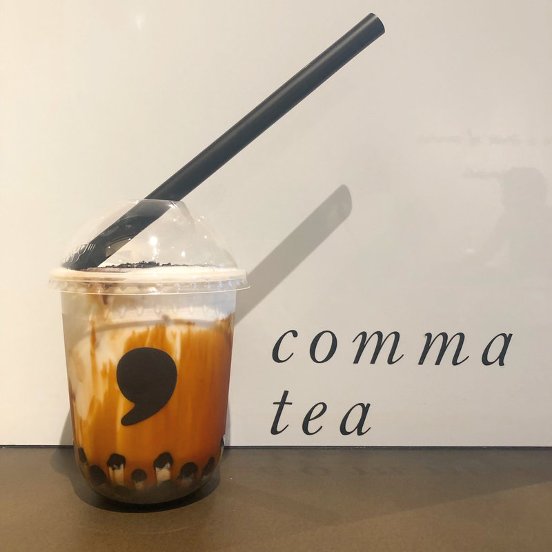 焦がし黒糖タピオカラテ(Comma Tea)