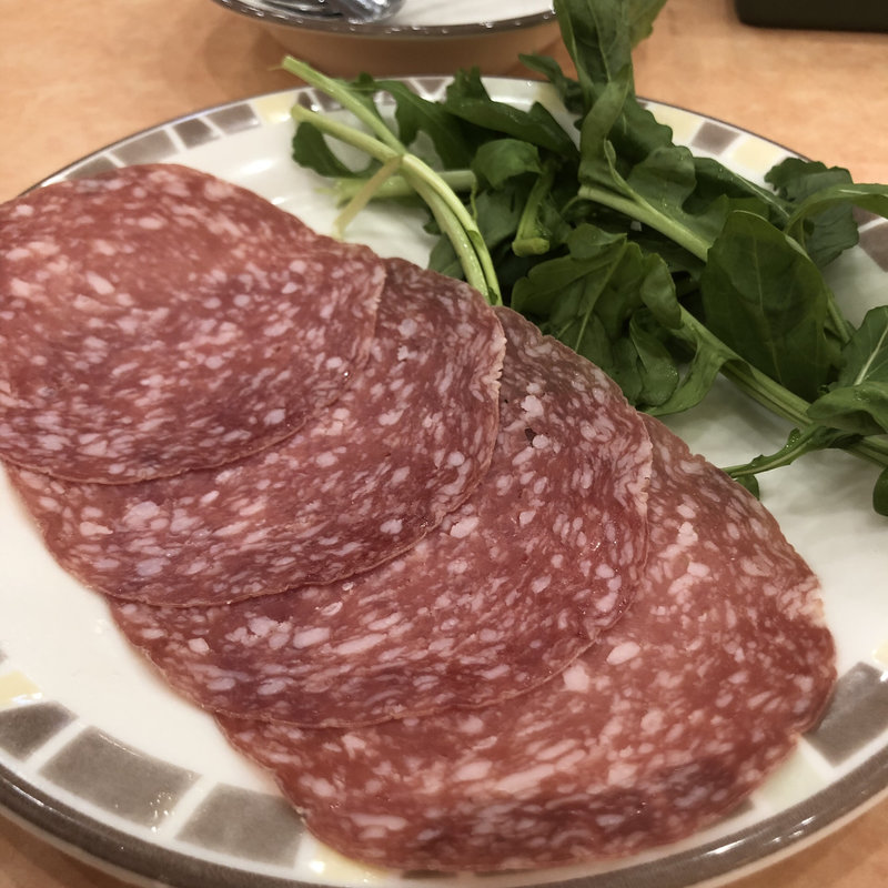 熟成ミラノサラミ(サイゼリヤ アリオ鳳店)