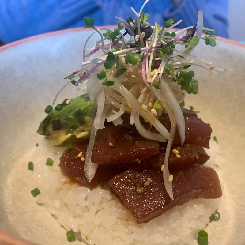 アヒポキ丼(バレアリック飲食店 )