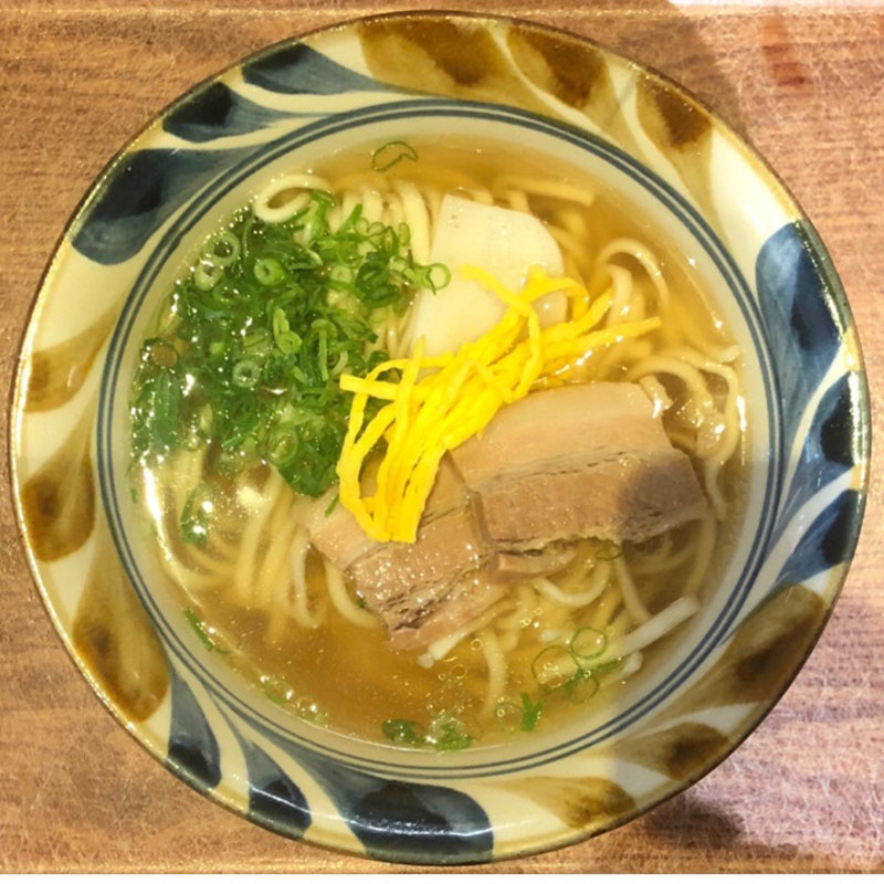 沖縄そば(行集談四朗商店)