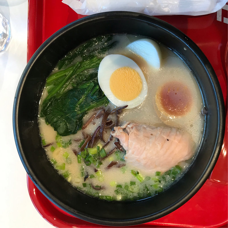 豚骨ラーメン(DNS POWER CAFE 大手町（ディーエヌエス パワーカフェ）)