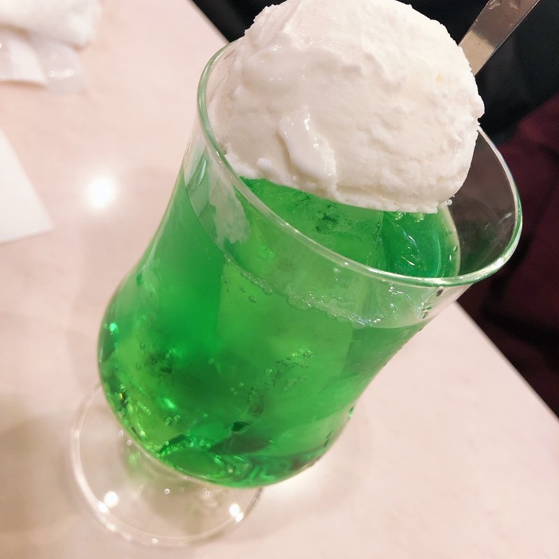クリームソーダ(珈琲ピース 小田急ハルク店)
