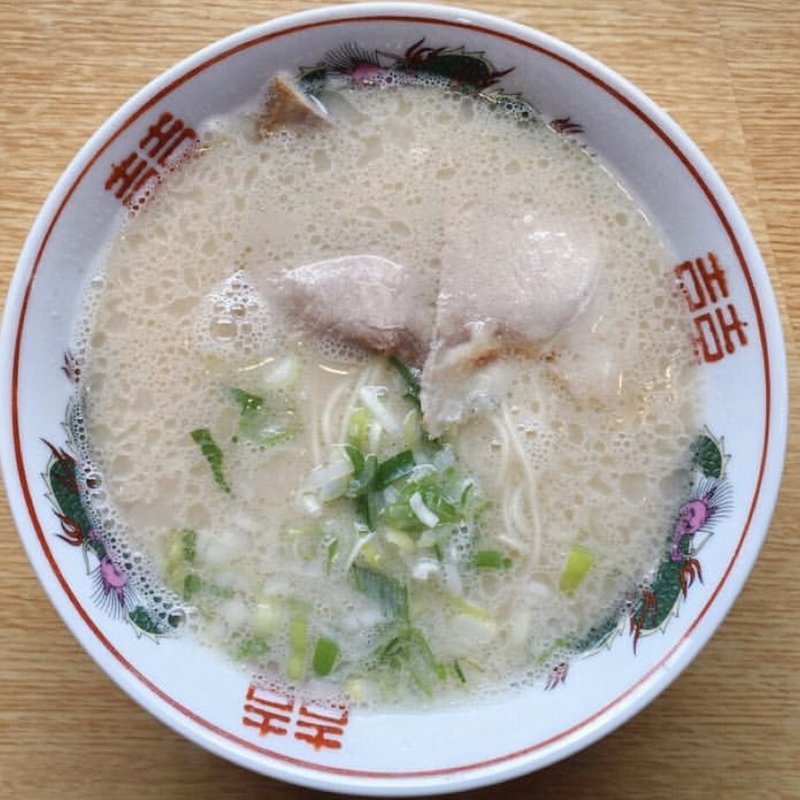 塩豚骨ラーメン(博多 豚十郎 )