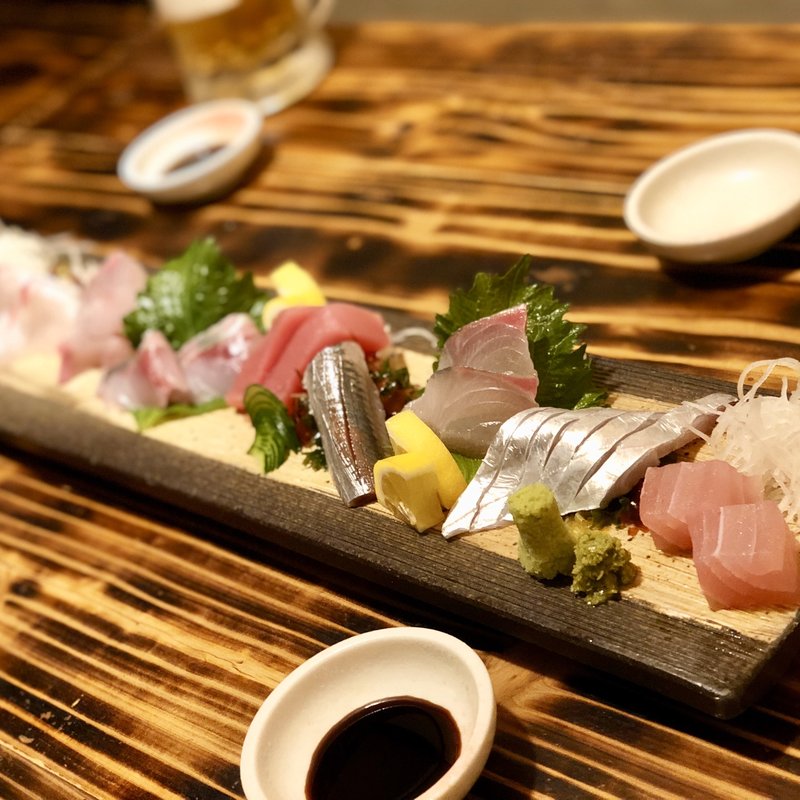 刺し盛り(隠れ居坂屋　魚たつ )