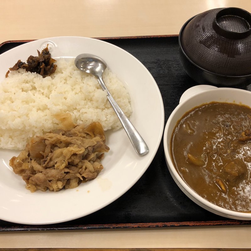 創業ビーフカレギュウ大盛(松屋 萱島店 )