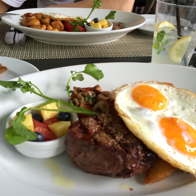 (TWO ROOMS Grill ｜Bar （TWO ROOMS グリル | バー）)