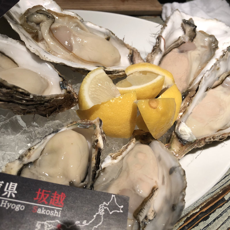 (心斎橋牡蠣HachiRou 86(ハチロウ))