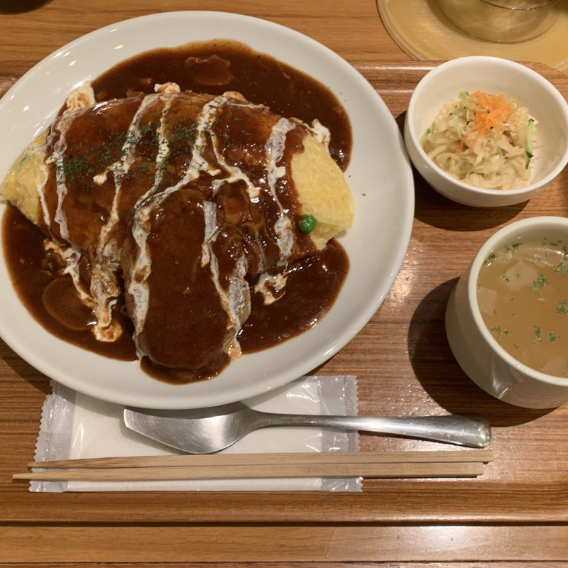 Cランチ  オムハヤシ＋ハンバーグ(陽だまり食堂 )