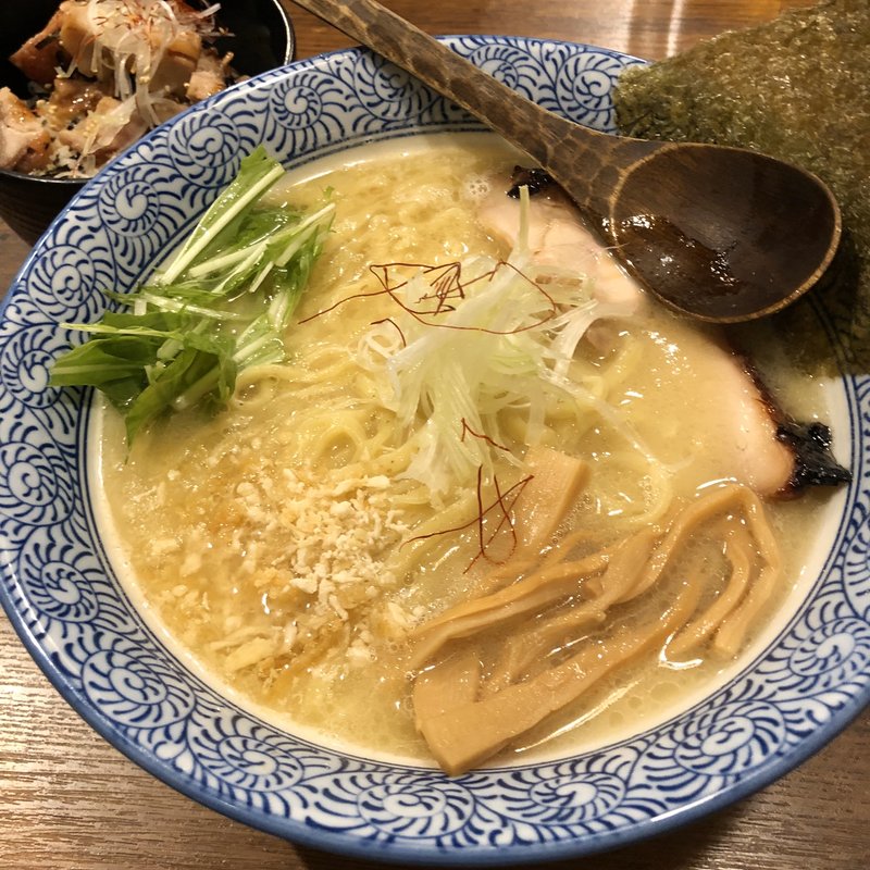 濃厚鶏白湯そば(鶏そば そると)