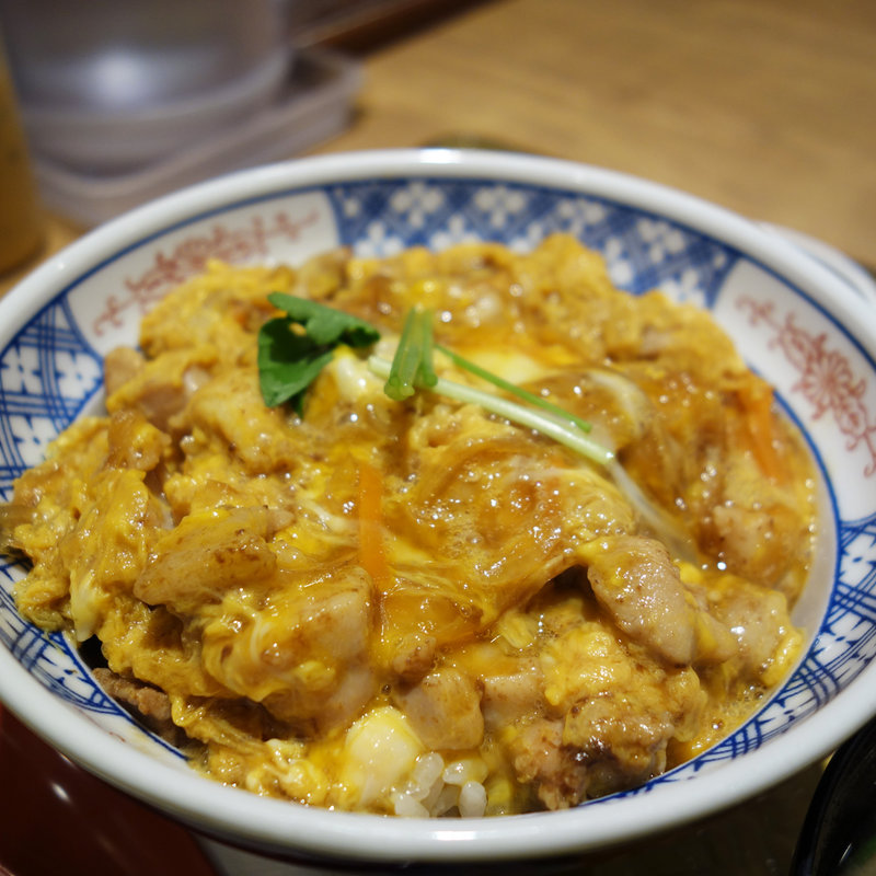 親子丼と唐揚げのセット(金から亭 天神親富考通り店)