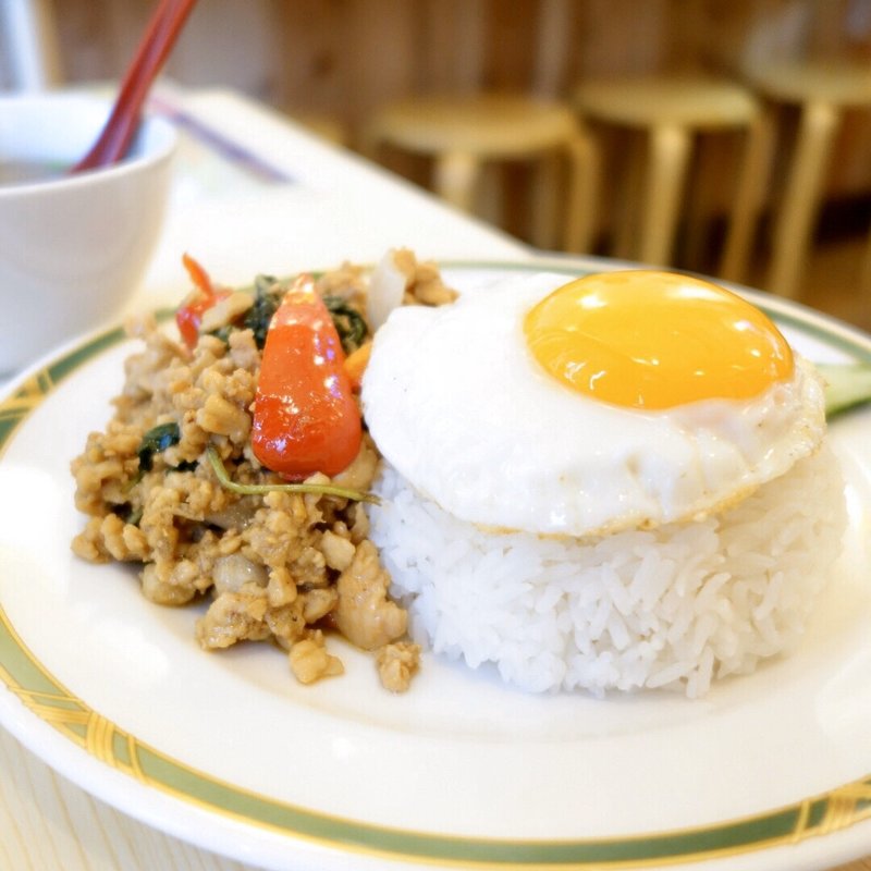 ガパオライス(サワディー グリル バー)