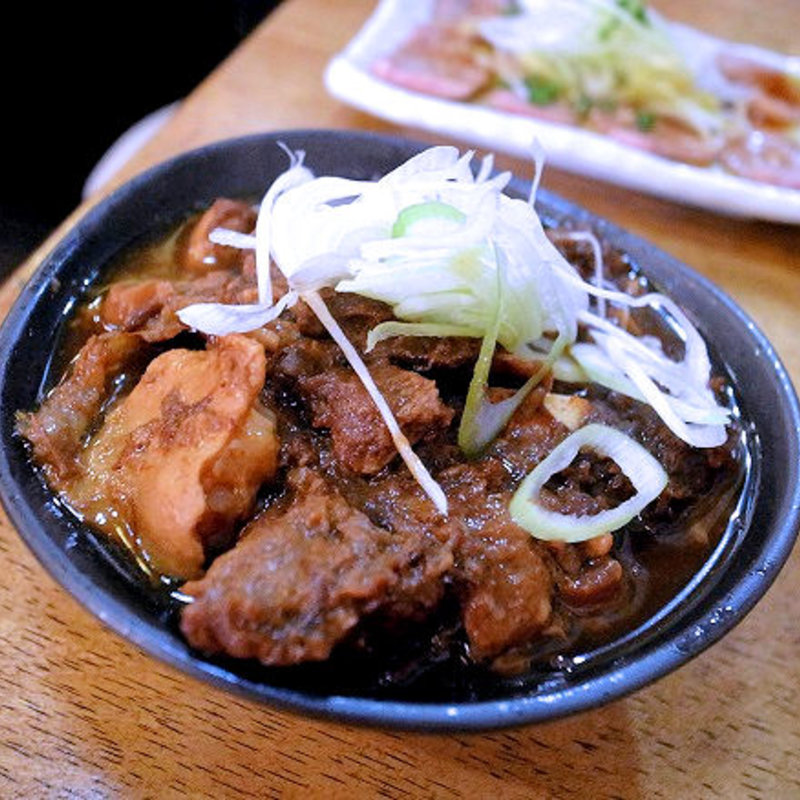 定番！ 牛の煮込み(もつ焼 煮込み ヤリキ 上野総本店)