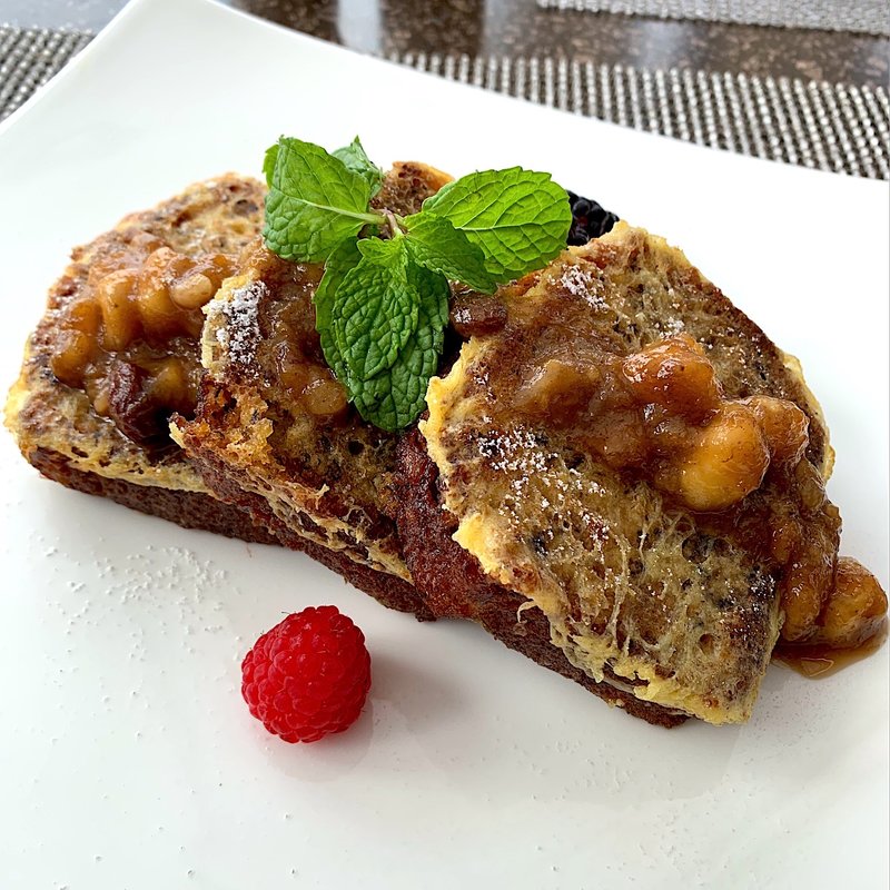 ‘The Royal Bake Shop’ Banana Bread French Toast(Surf Lanai)