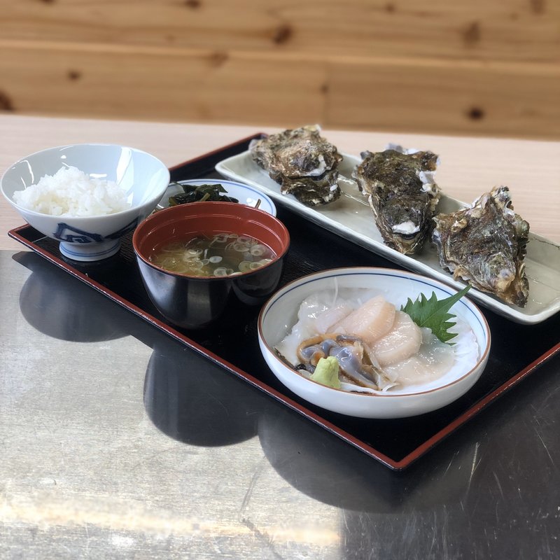 ホタテ・かき定食(海の幸ふるまいセンター)