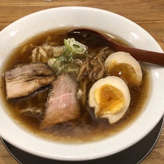 喜多方らーめん（醤油）(麺や 七彩 八丁堀店)
