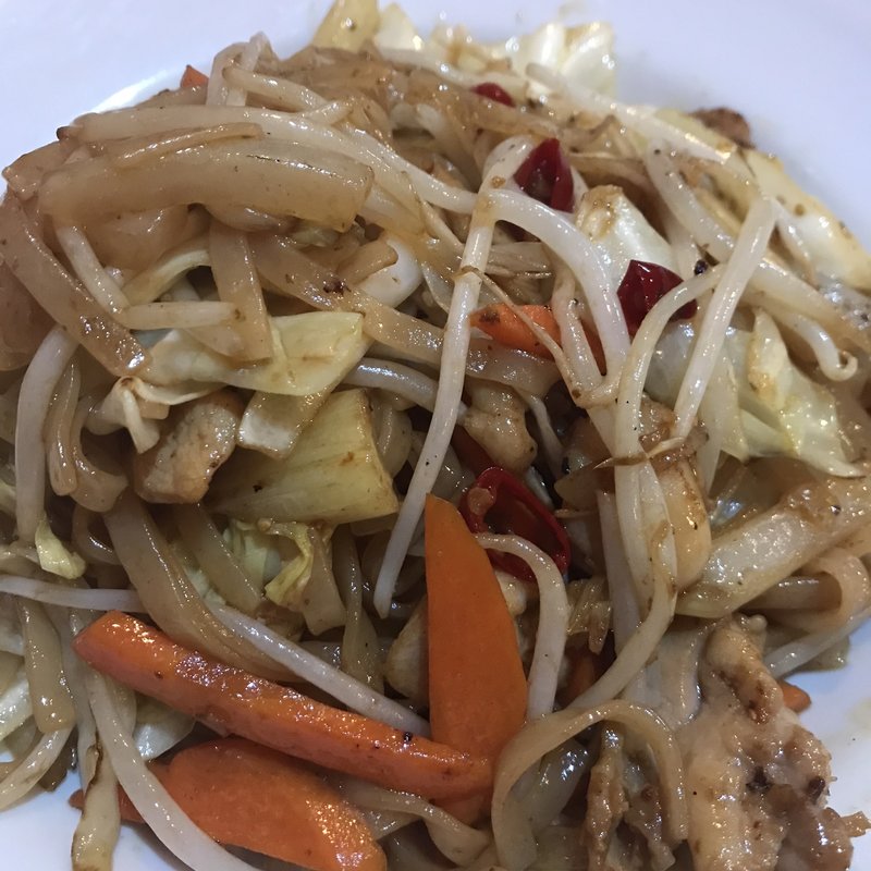 焼きフォー(世界飯店)