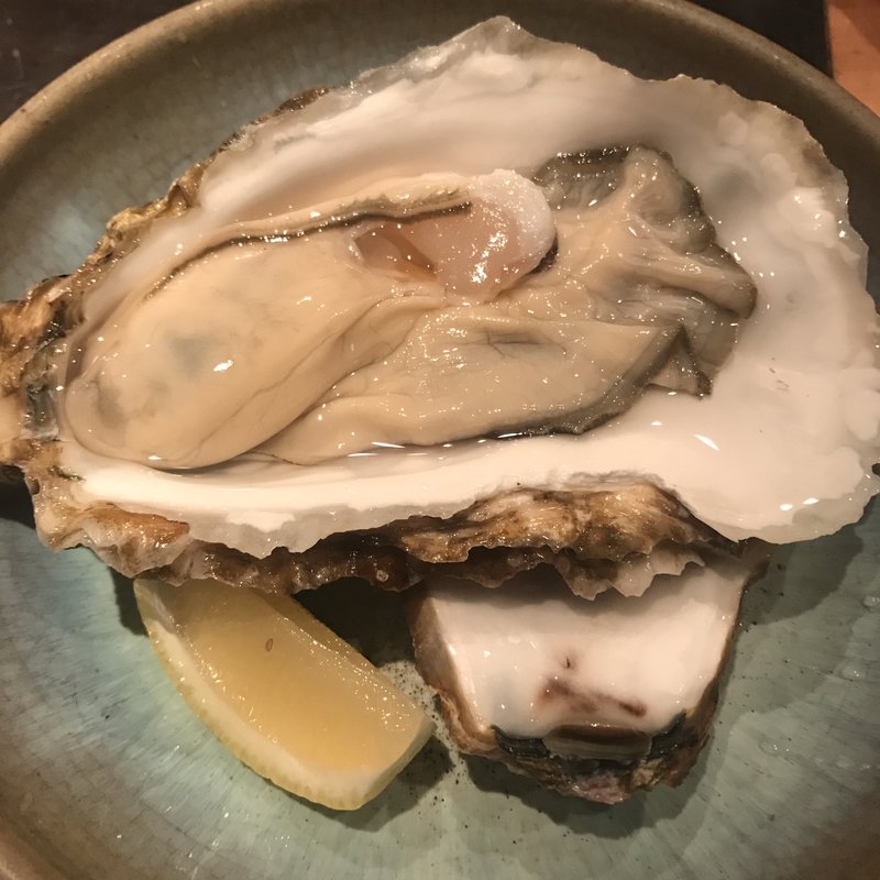 生牡蠣(本店 並木橋 なかむら)