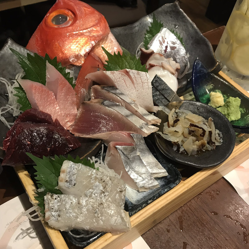 刺身盛り合わせ(魚と酒 はなたれ 横浜東口店 （【旧店名】海を愛する はなたれ小僧 横浜東口店）)