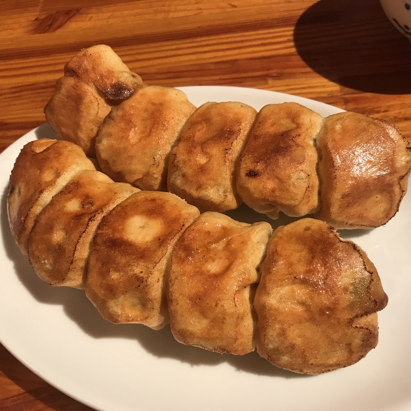 焼き餃子(ホワイト餃子 亀有店)