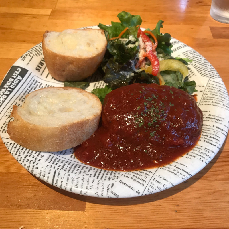 煮込みハンバーグプレート(キッシュ＆タルト Ｓｅｋｉ)