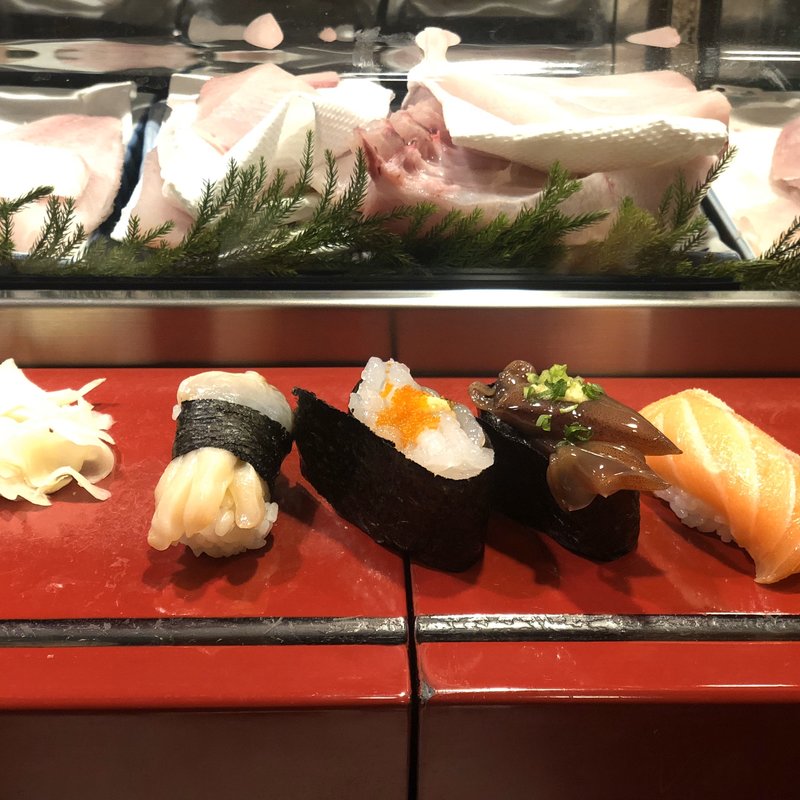 寿司(寿司栄 （すしえい）)